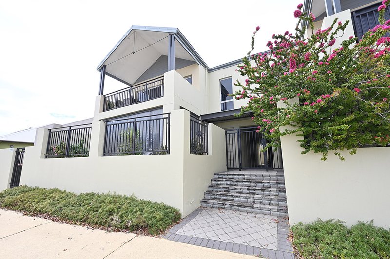 19/291 Ocean Keys Boulevard, Clarkson WA 6030