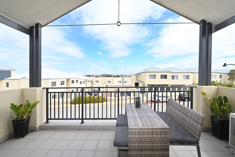 Photo - 19/291 Ocean Keys Boulevard, Clarkson WA 6030 - Image 15