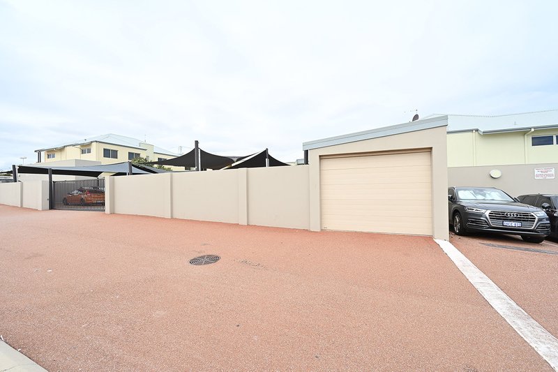 Photo - 19/291 Ocean Keys Boulevard, Clarkson WA 6030 - Image 27