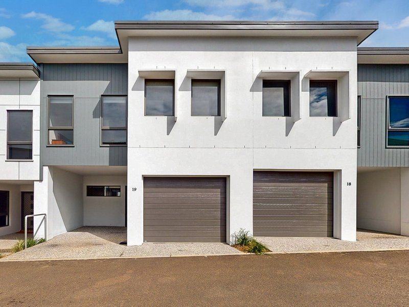 Photo - 19/295 Handford Road, Taigum QLD 4018 - Image 1