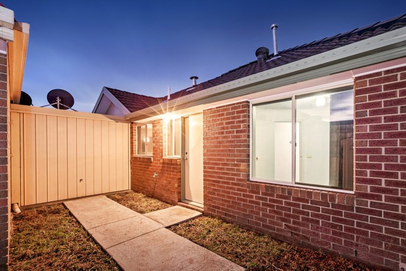 Photo - 19/2A Crookston Road, Reservoir VIC 3073 - Image 8