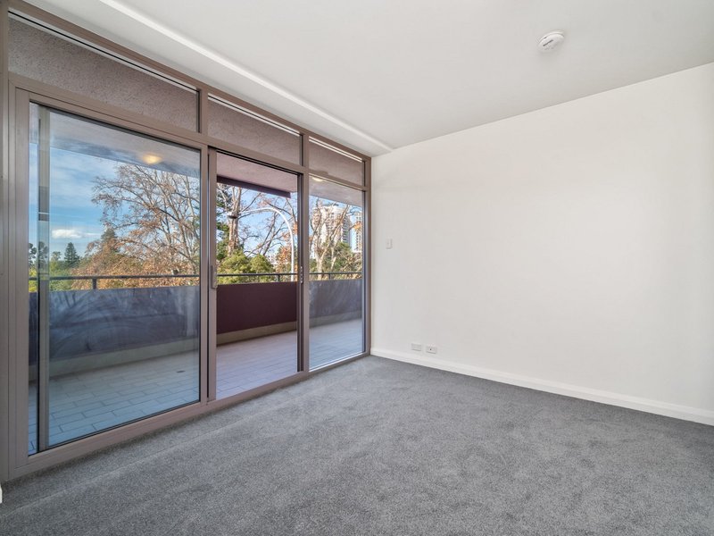 Photo - 19/2A Goderich Street, East Perth WA 6004 - Image 12