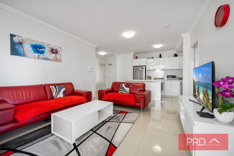 Photo - 19/3-5 Browne Parade, Warwick Farm NSW 2170 - Image 9