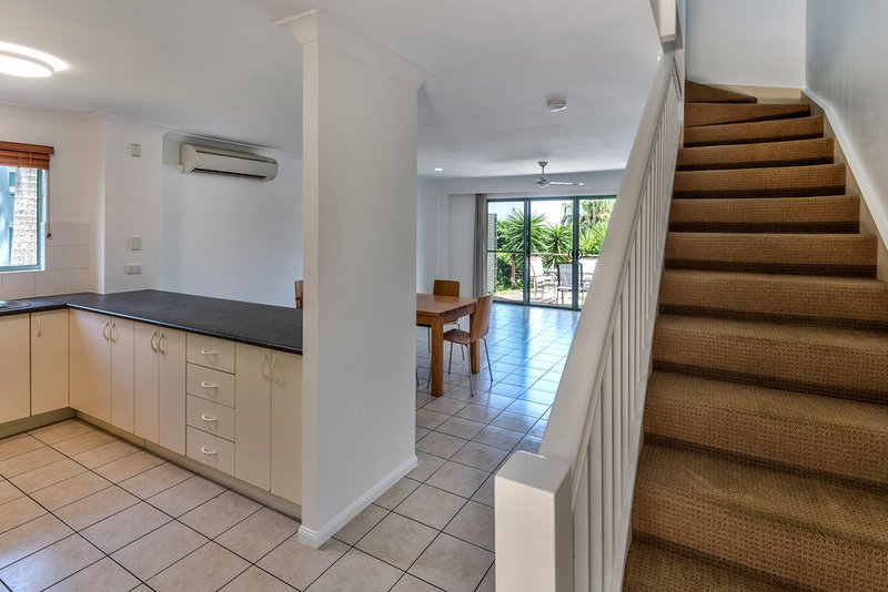 Photo - 19/3 Banksia Court Sunset Waters, Hamilton Island QLD 4803 - Image 13