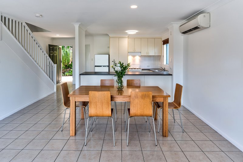 Photo - 19/3 Banksia Court Sunset Waters, Hamilton Island QLD 4803 - Image 14