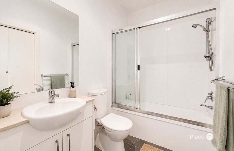 Photo - 1/93 Bilyana Street, Balmoral QLD 4171 - Image 9