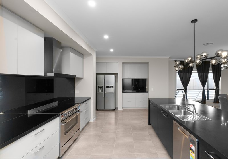 Photo - 193 Dyson Drive, Alfredton VIC 3350 - Image 4
