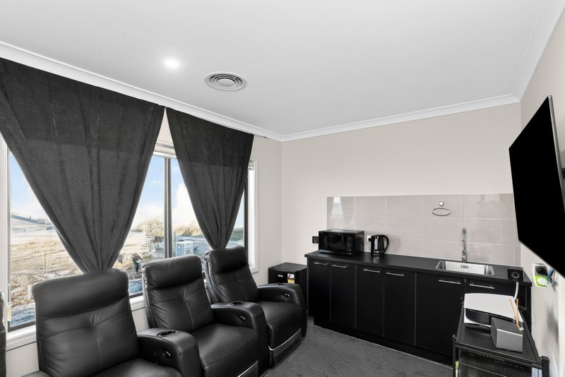 Photo - 193 Dyson Drive, Alfredton VIC 3350 - Image 12