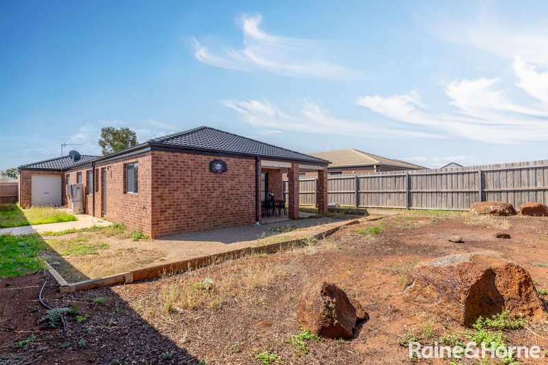 Photo - 193 James Melrose Drive, Brookfield VIC 3338 - Image 17