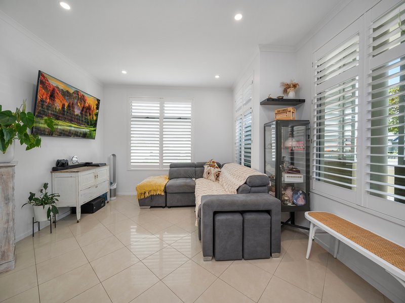 Photo - 1/93 Landsborough Parade, Golden Beach QLD 4551 - Image 5