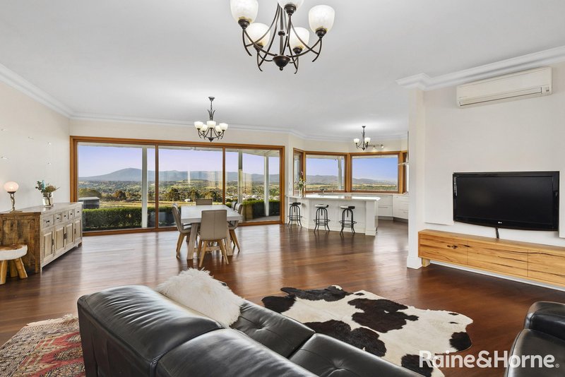 Photo - 193 Short Road, Gisborne VIC 3437 - Image 3