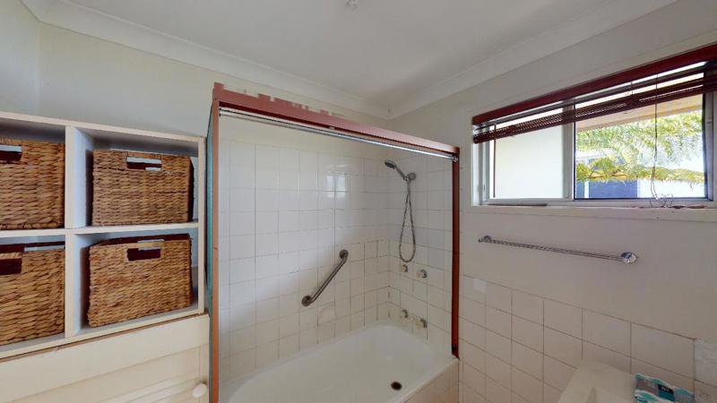 Photo - 1/93 Tahiti Avenue, Palm Beach QLD 4221 - Image 5