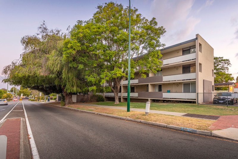 Photo - 19/35 Angelo Street, South Perth WA 6151 - Image 4
