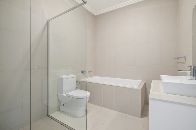 Photo - 19/38-40 St Andrews Gate, Elanora Heights NSW 2101 - Image 5