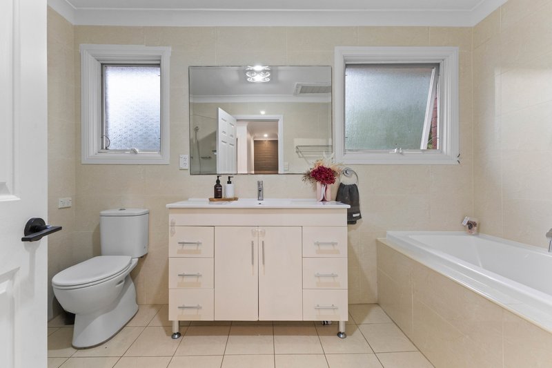 Photo - 19/4-8 Kenley Road, Normanhurst NSW 2076 - Image 8