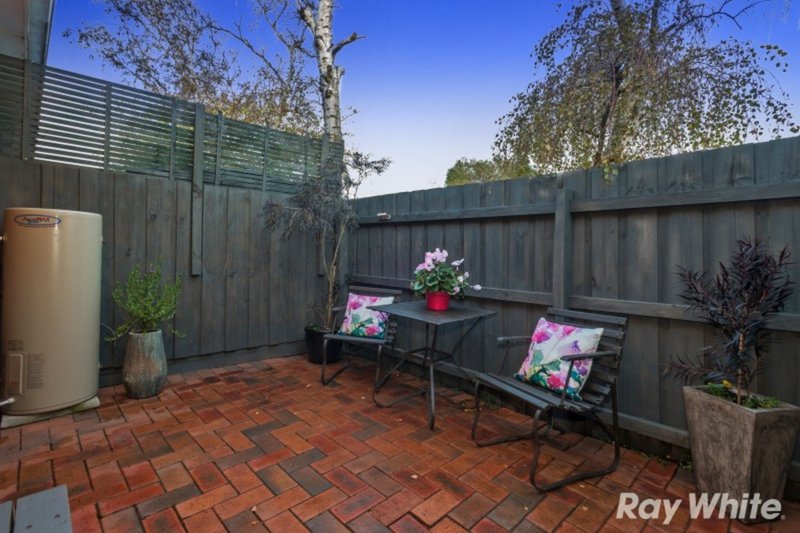 Photo - 1/94-96 Cavanagh Street, Cheltenham VIC 3192 - Image 11