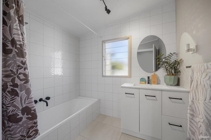 Photo - 194 Boundary Street, Railway Estate QLD 4810 - Image 4