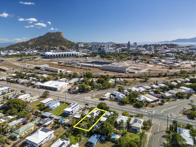 Photo - 194 Boundary Street, Railway Estate QLD 4810 - Image 9