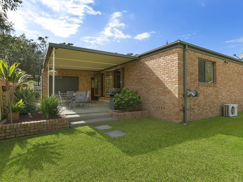 194 Elizabeth Bay Drive, Lake Munmorah NSW 2259