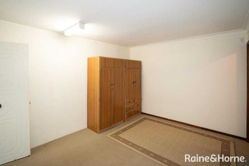 Photo - 1/94 Fitzmaurice Street, Wagga Wagga NSW 2650 - Image 5