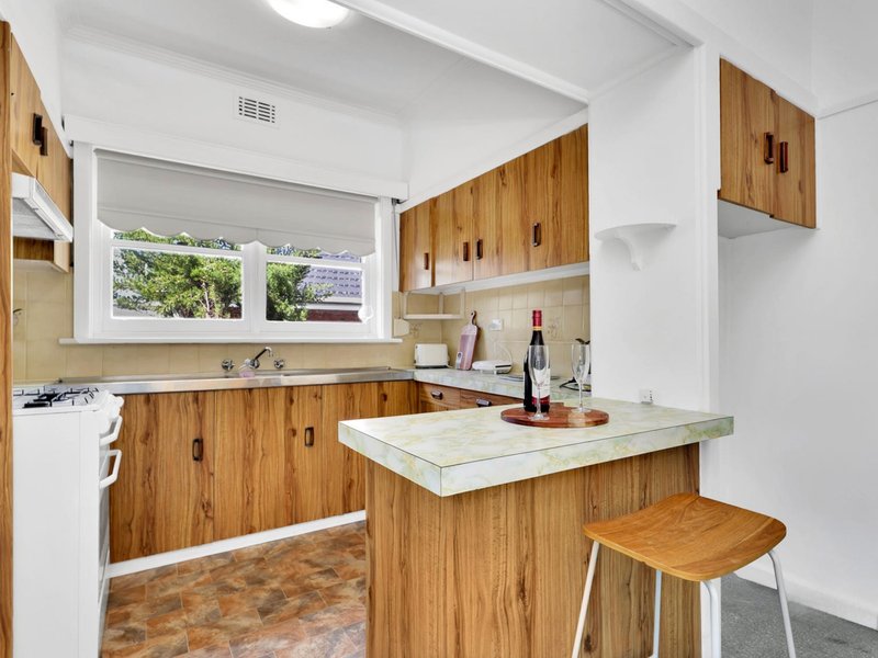 Photo - 194 Lower  Plenty Road, Rosanna VIC 3084 - Image 4
