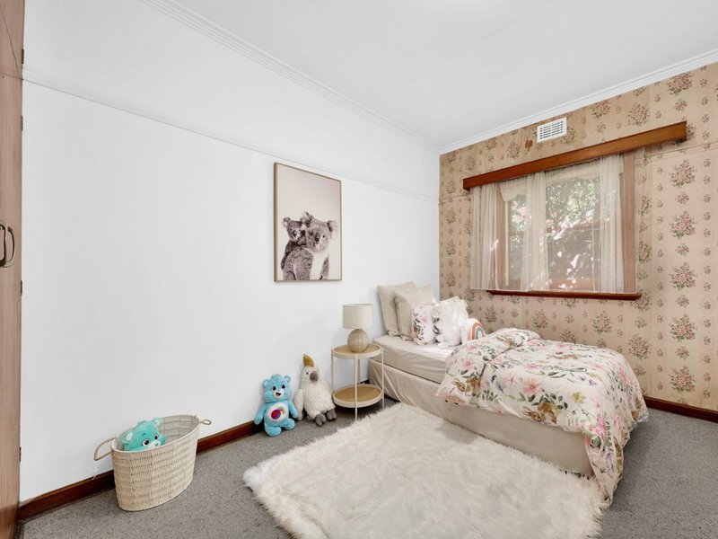 Photo - 194 Lower  Plenty Road, Rosanna VIC 3084 - Image 7