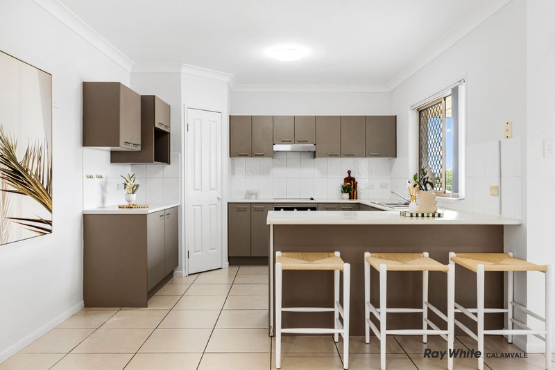 Photo - 194 Macquarie Way, Drewvale QLD 4116 - Image 6