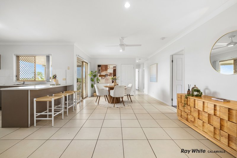 Photo - 194 Macquarie Way, Drewvale QLD 4116 - Image 7