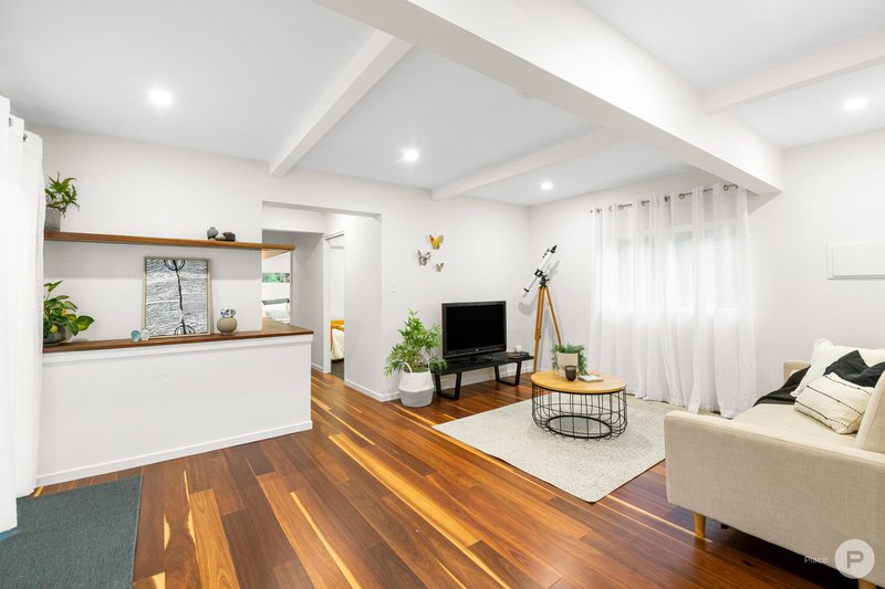 Photo - 194 Mcconaghy Street, Mitchelton QLD 4053 - Image 12