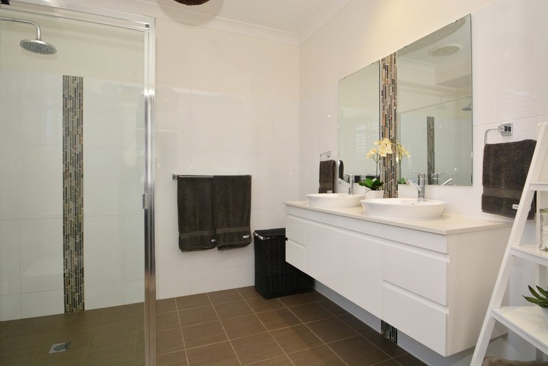 Photo - 194 Northlakes Drive, Cameron Park NSW 2285 - Image 10