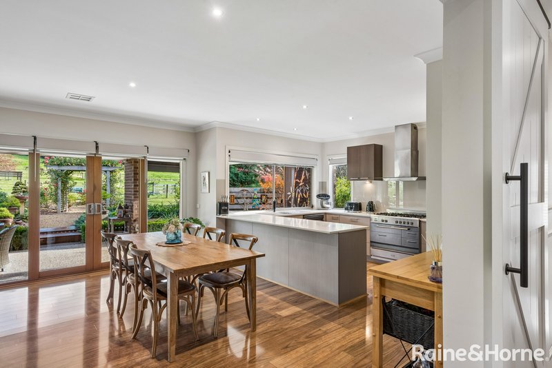 Photo - 194 Panorama Drive, Gisborne VIC 3437 - Image 7