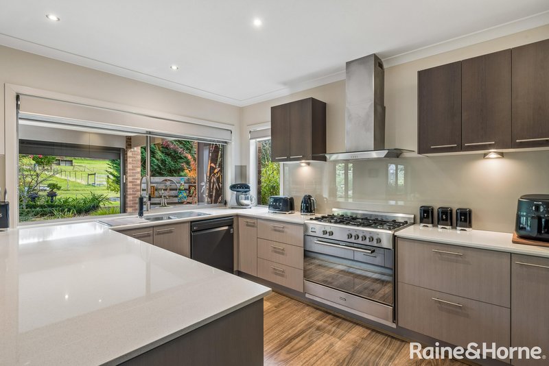 Photo - 194 Panorama Drive, Gisborne VIC 3437 - Image 8