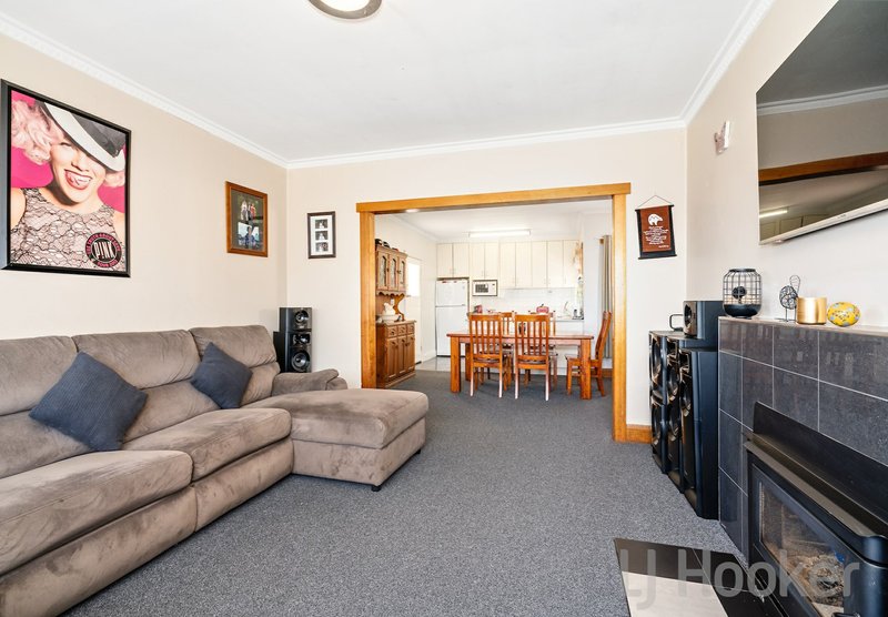 Photo - 194 Parker Street, Devonport TAS 7310 - Image 5