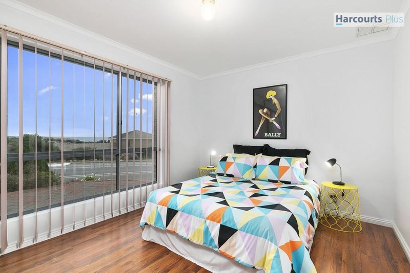 Photo - 194 Perry Barr Road, Hallett Cove SA 5158 - Image 10