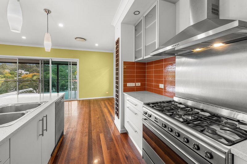Photo - 194 Simpsons Road, Bardon QLD 4065 - Image 3
