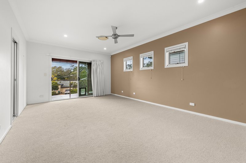 Photo - 194 Simpsons Road, Bardon QLD 4065 - Image 9
