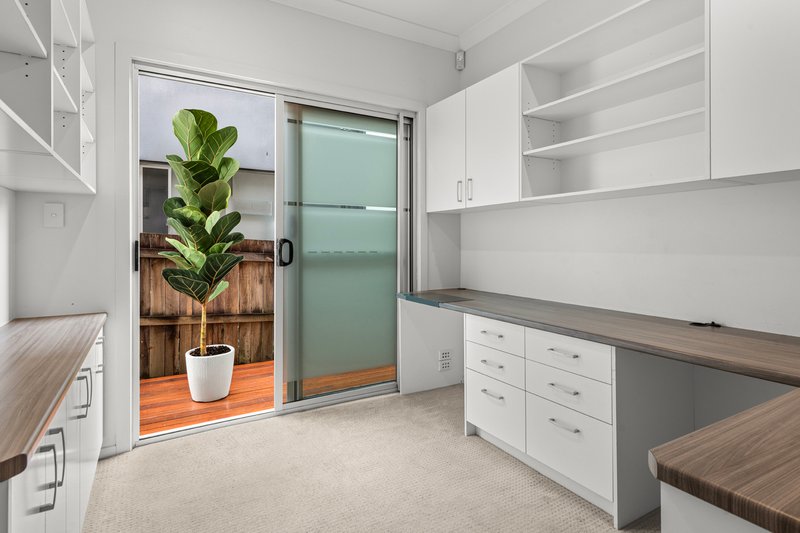 Photo - 194 Simpsons Road, Bardon QLD 4065 - Image 16