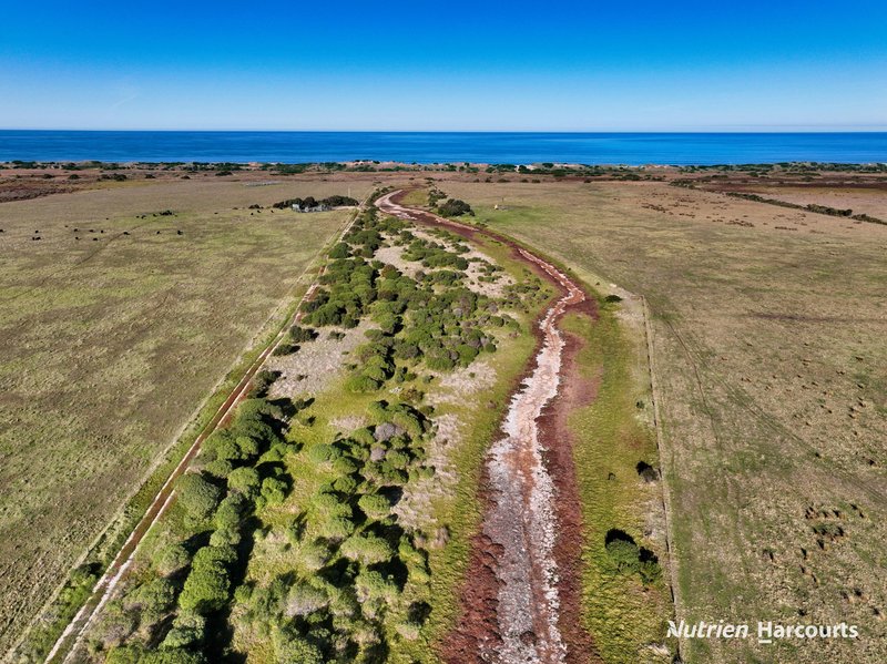 Photo - 194 Tip Road, Seaspray VIC 3851 - Image 17