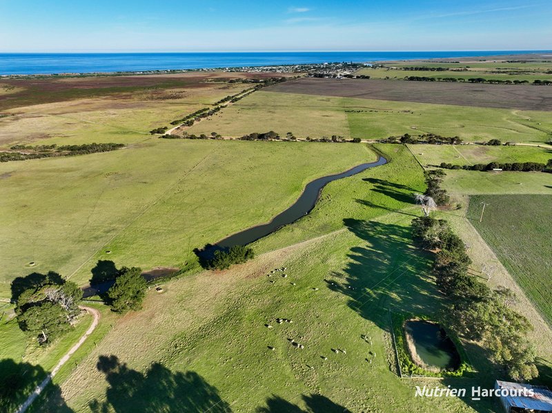 Photo - 194 Tip Road, Seaspray VIC 3851 - Image 32