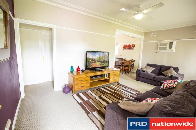 Photo - 194 Victoria Street, Kingswood NSW 2747 - Image 3