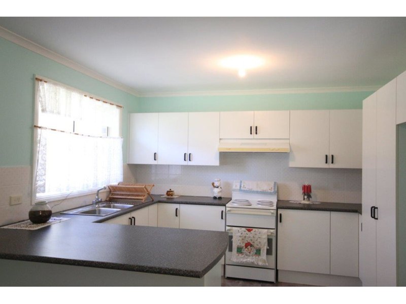 Photo - 194 Walmer Avenue, Sanctuary Point NSW 2540 - Image 2