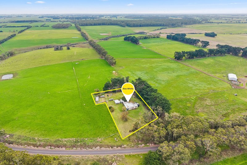Photo - 194 Whiskey Creek Road, Curdievale VIC 3268 - Image 1