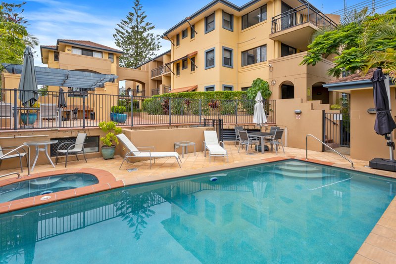 Photo - 19/40-44 Ventura Road, Mermaid Beach QLD 4218 - Image 5