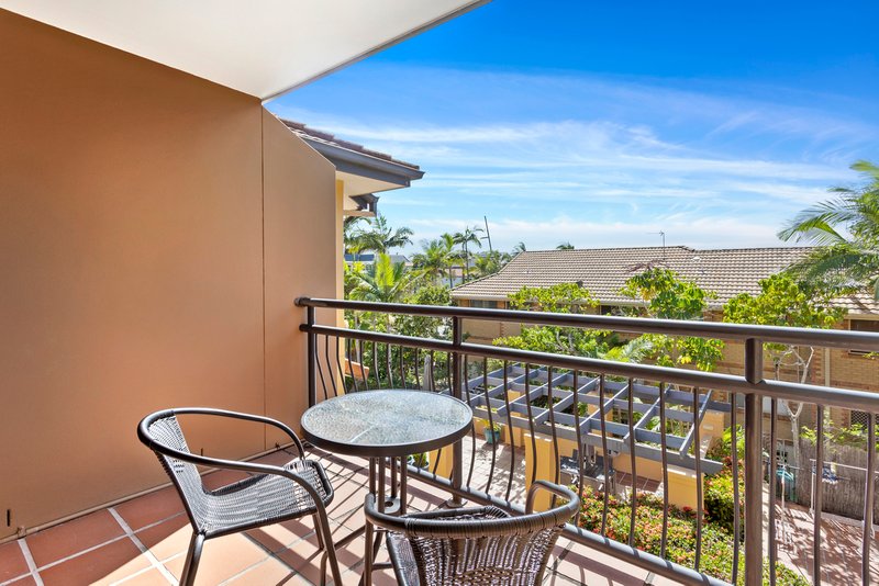 Photo - 19/40-44 Ventura Road, Mermaid Beach QLD 4218 - Image 11