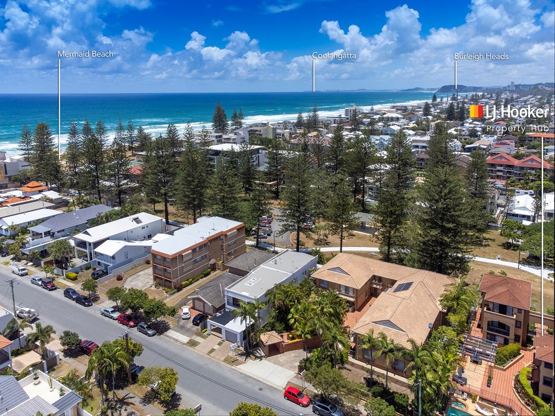 Photo - 19/40-44 Ventura Road, Mermaid Beach QLD 4218 - Image 13