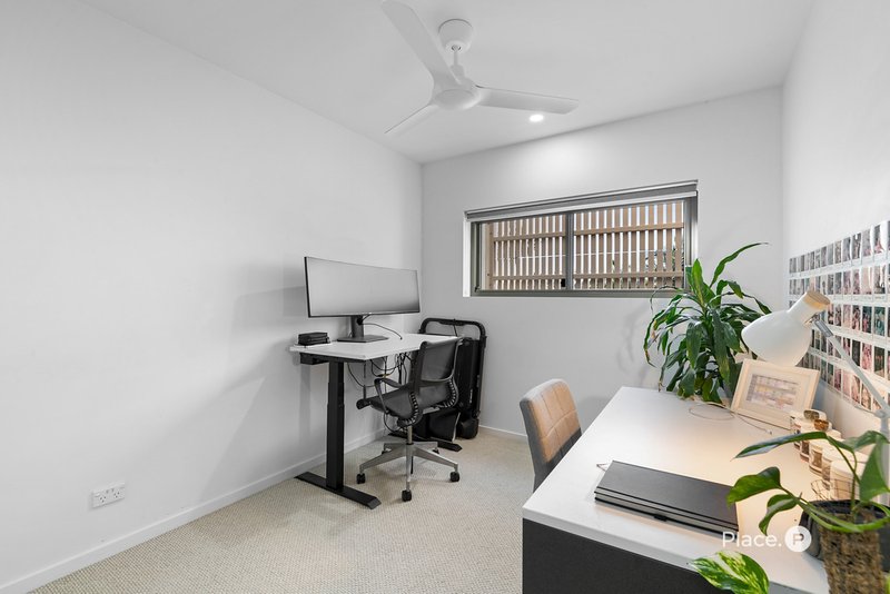 Photo - 19/400 Hawthorne Road, Bulimba QLD 4171 - Image 18
