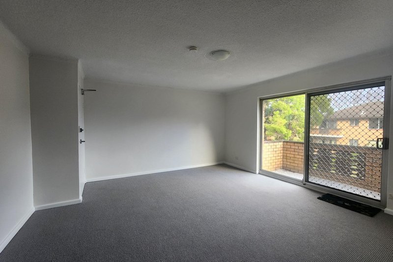 Photo - 19/41-43 Calliope Street, Guildford NSW 2161 - Image 4
