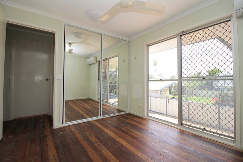 Photo - 195 Borilla Street, Emerald QLD 4720 - Image 14