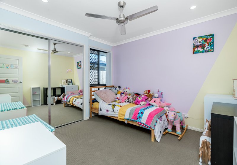 Photo - 195 Buxton Avenue, Yarrabilba QLD 4207 - Image 12