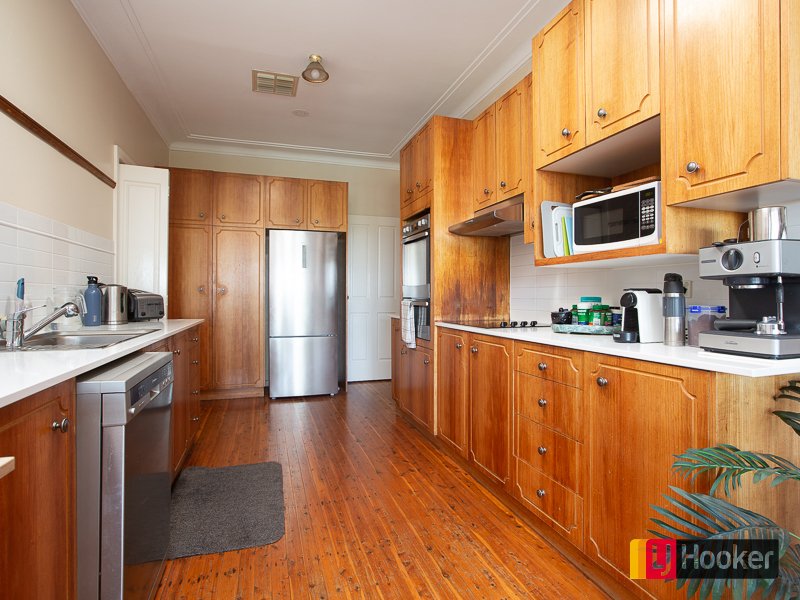 Photo - 195 Carthage Street, East Tamworth NSW 2340 - Image 4